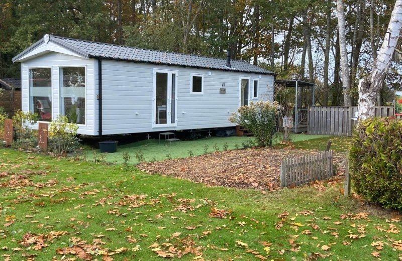 Te koop net nieuw geplaatste stacaravan op veld Zeemeeuwen